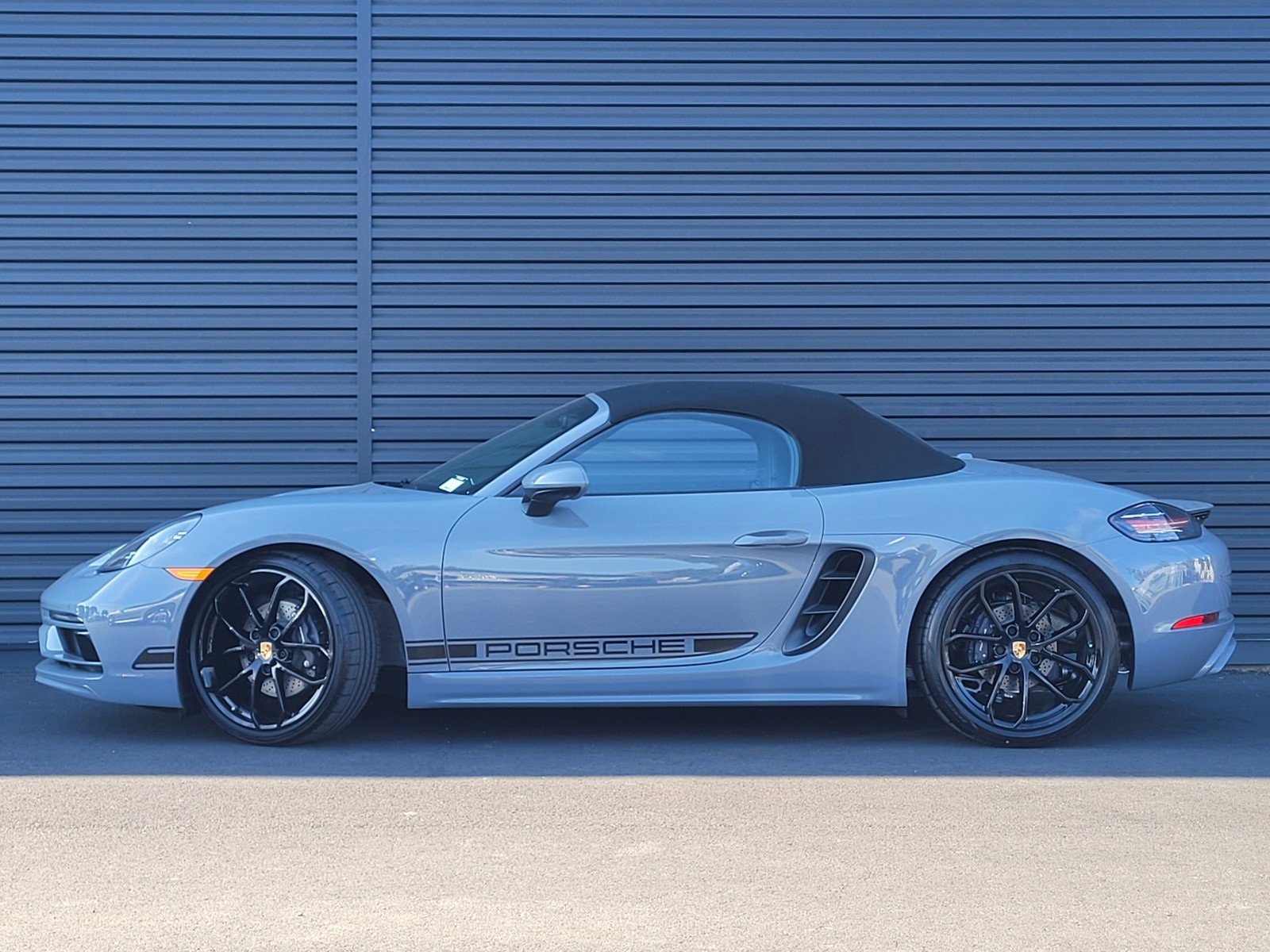 2025 Porsche Boxster Base photo 2