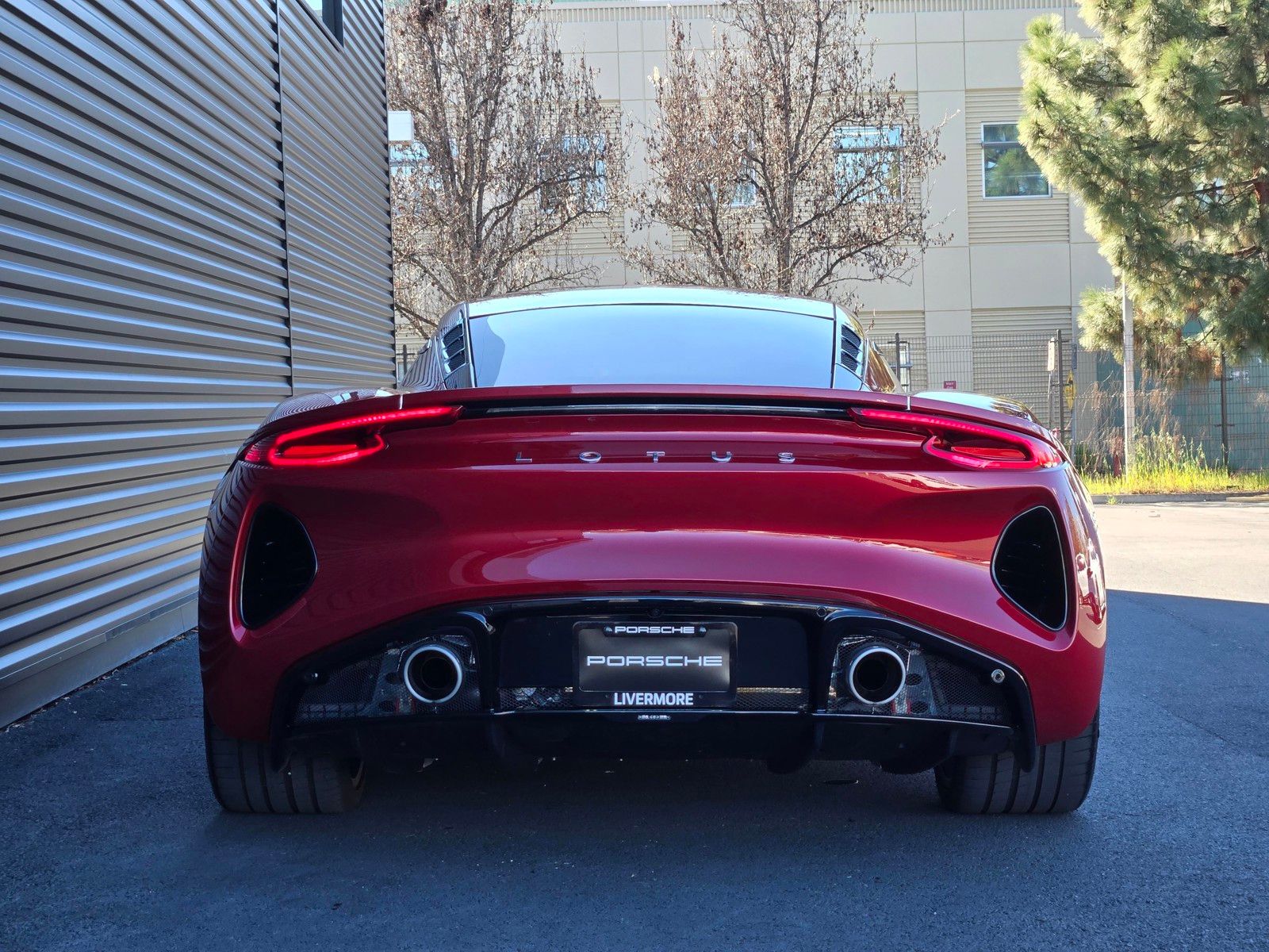 2024 Lotus Emira photo 5