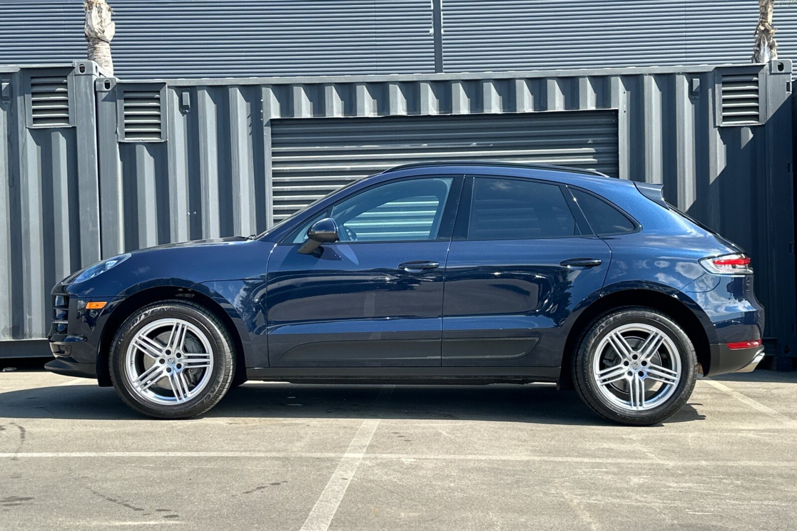 2019 Porsche Macan S photo 2