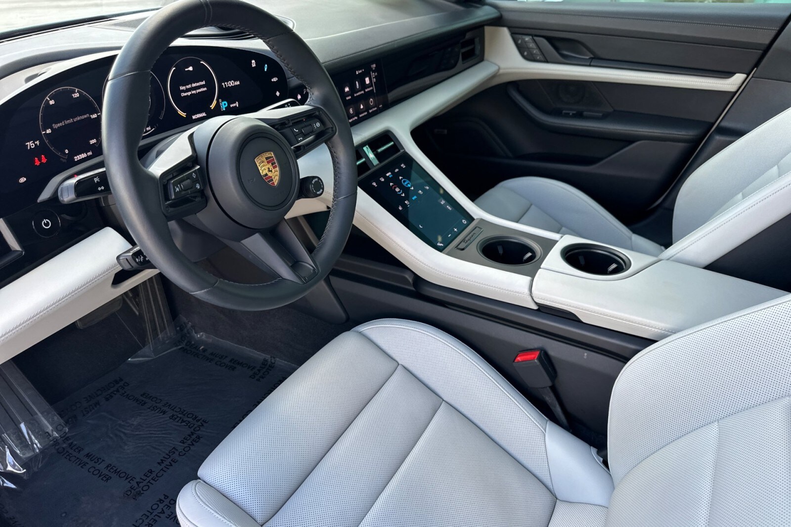 2022 Porsche Taycan 4S photo 4