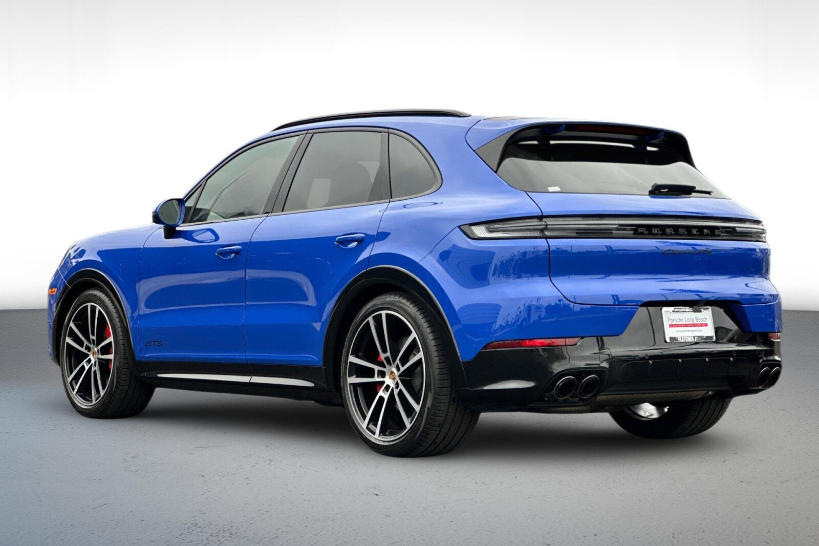 2025 Porsche Cayenne GTS photo 3