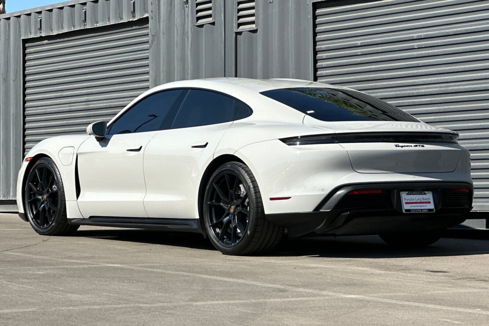 2022 Porsche Taycan GTS photo 3