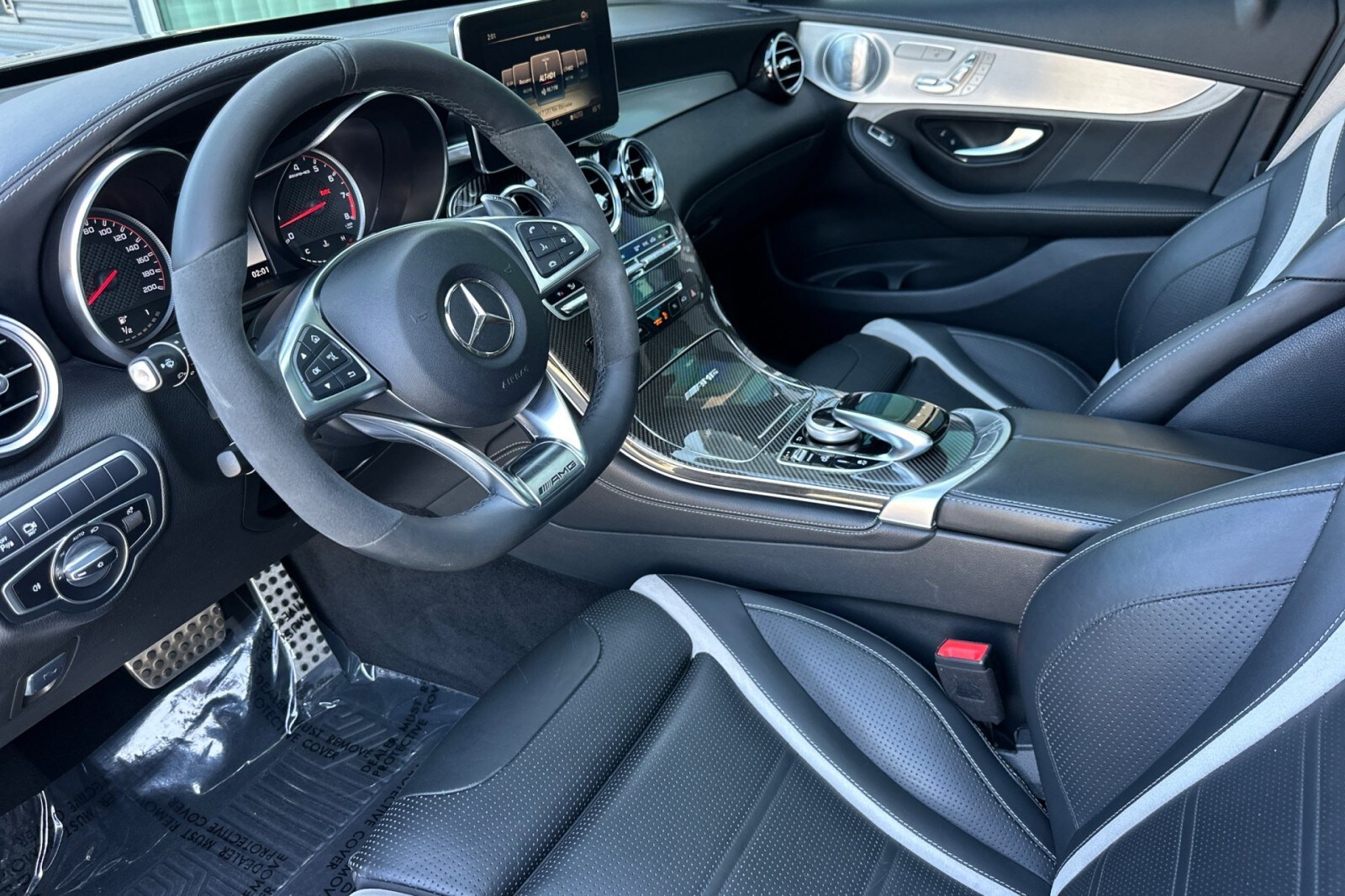 2019 Mercedes Benz GLC AMG 63 S photo 4