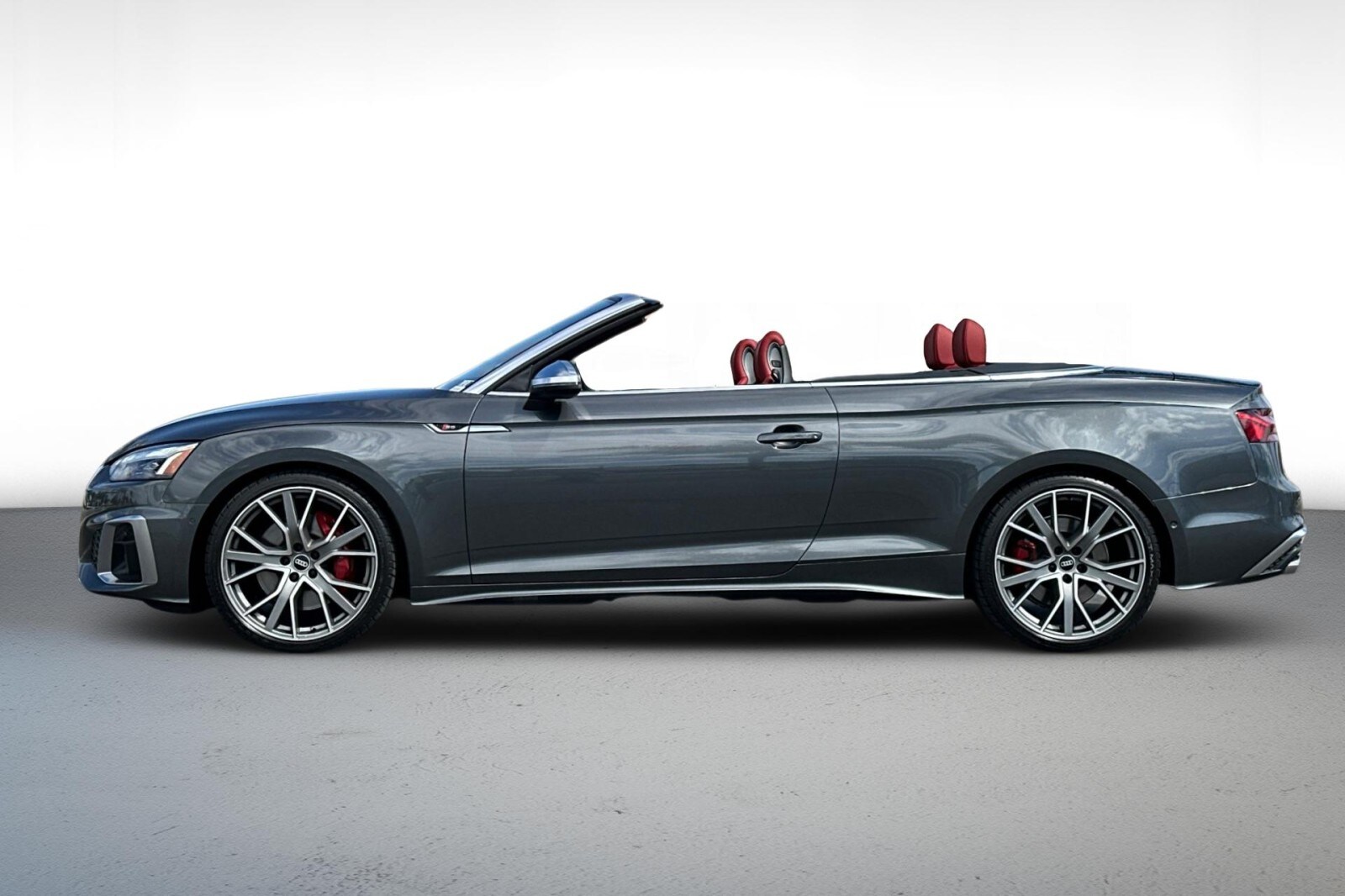 2022 Audi S5 Prestige photo 2