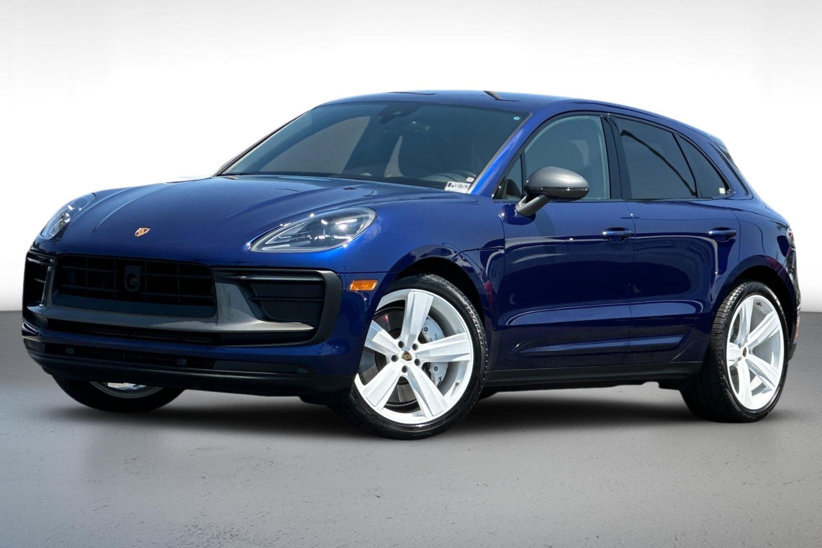 2024 Porsche Macan T