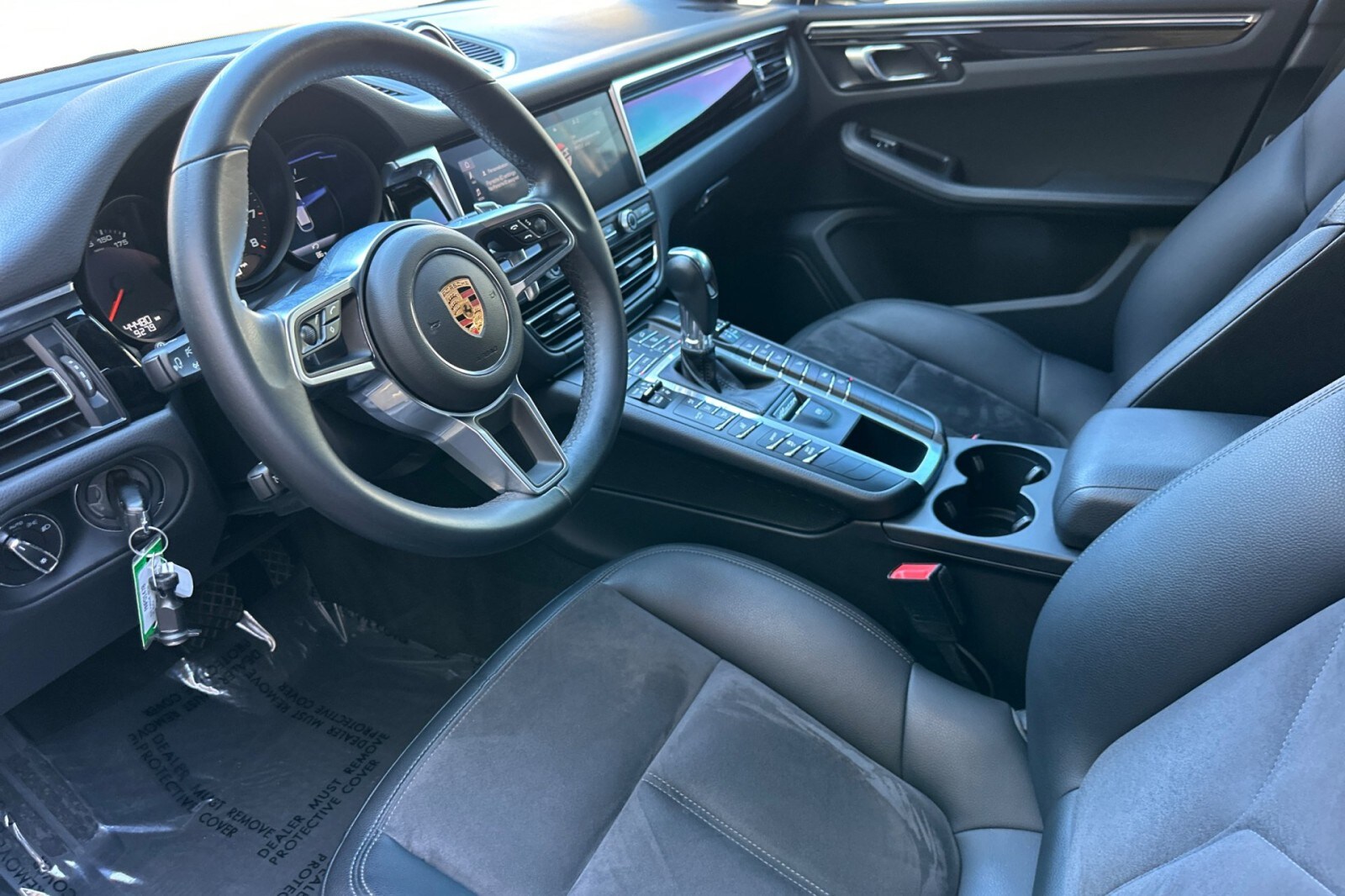 2020 Porsche Macan photo 4