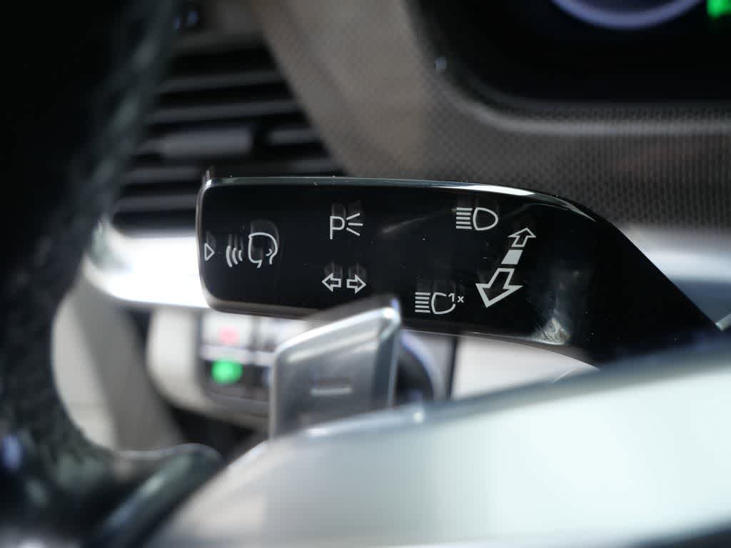 Thumbnail: 2017 Porsche Panamera - 22