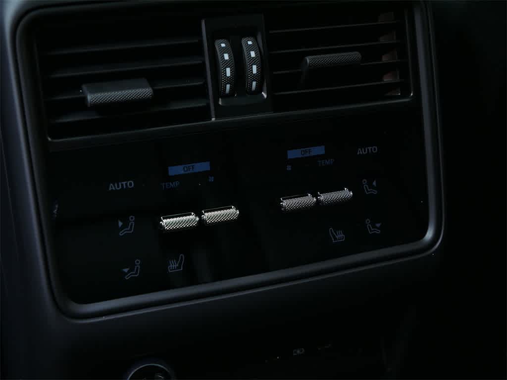 Thumbnail: 2025 Porsche Cayenne - 15