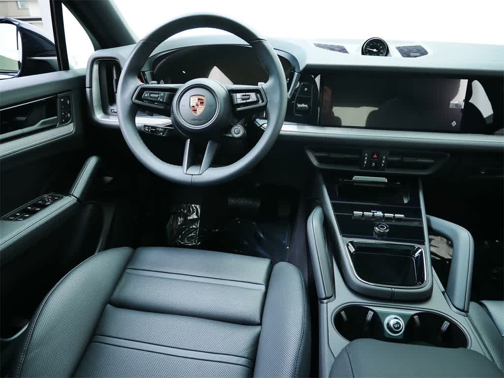 Thumbnail: 2026 Porsche Cayenne - 16