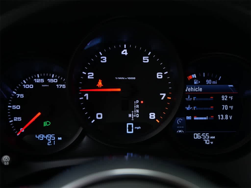 Thumbnail: 2020 Porsche Macan - 25