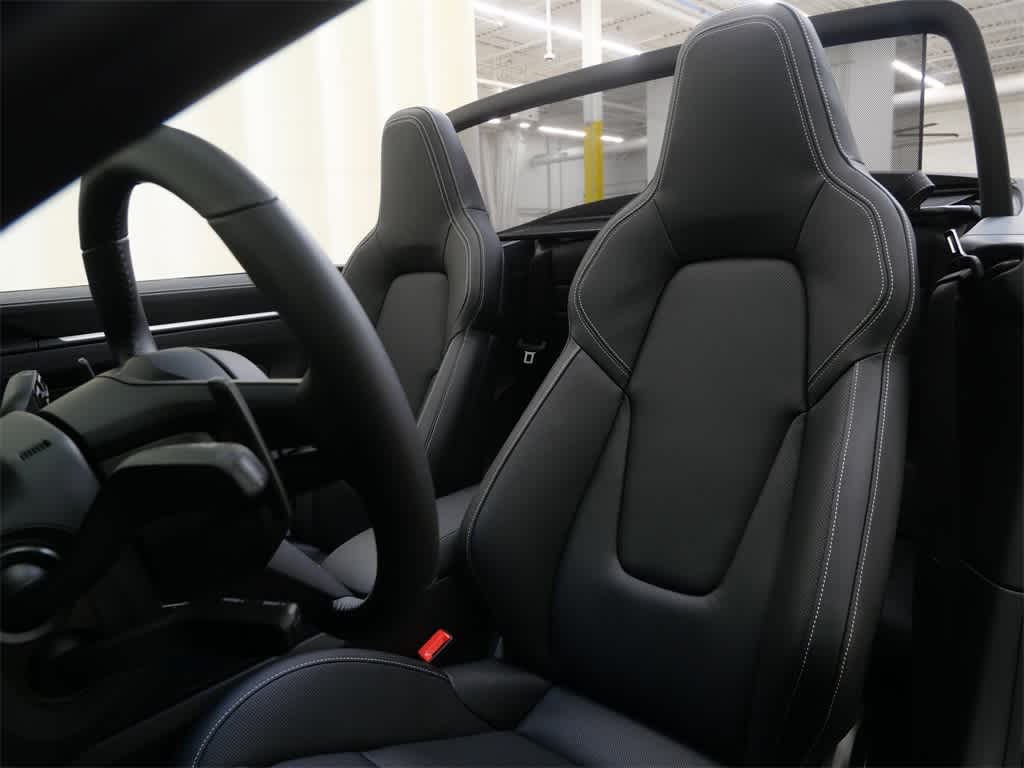 Thumbnail: 2026 Porsche 911 - 5