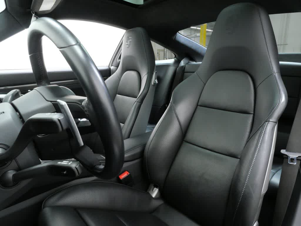 Thumbnail: 2019 Porsche 911 - 5