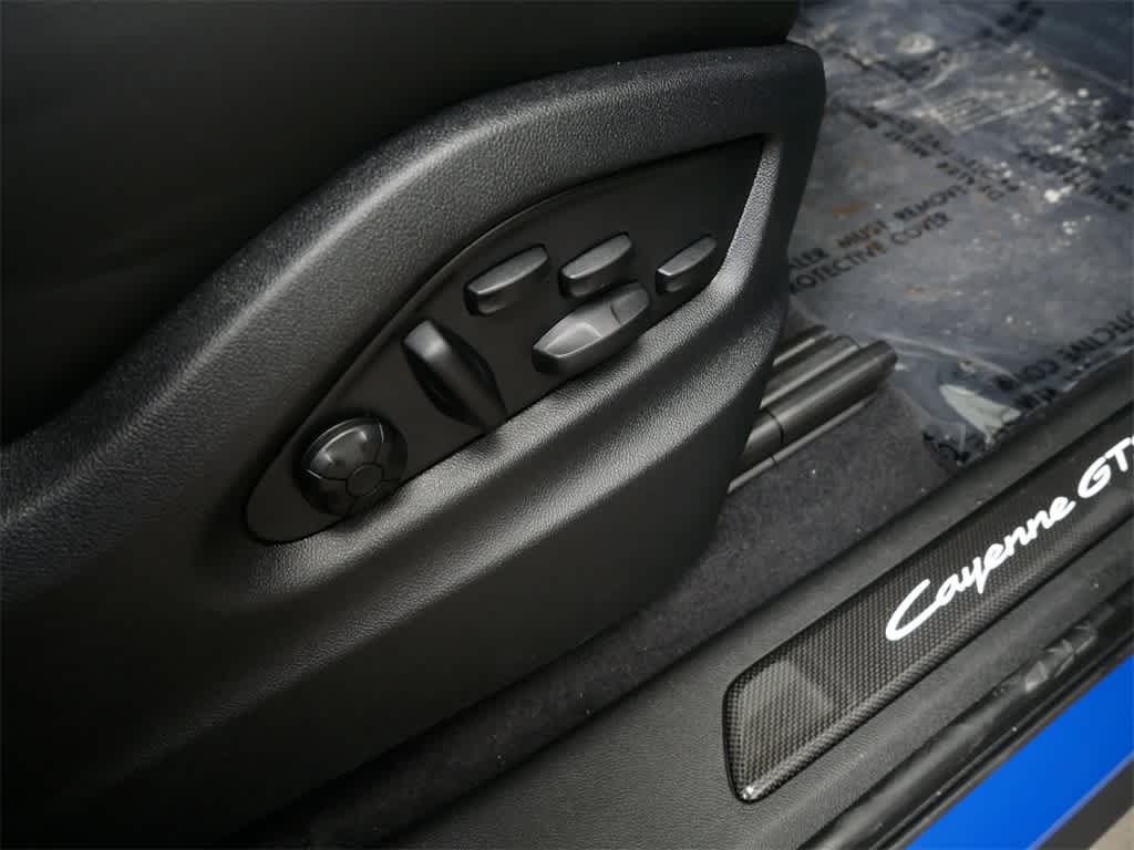 Thumbnail: 2025 Porsche Cayenne - 27
