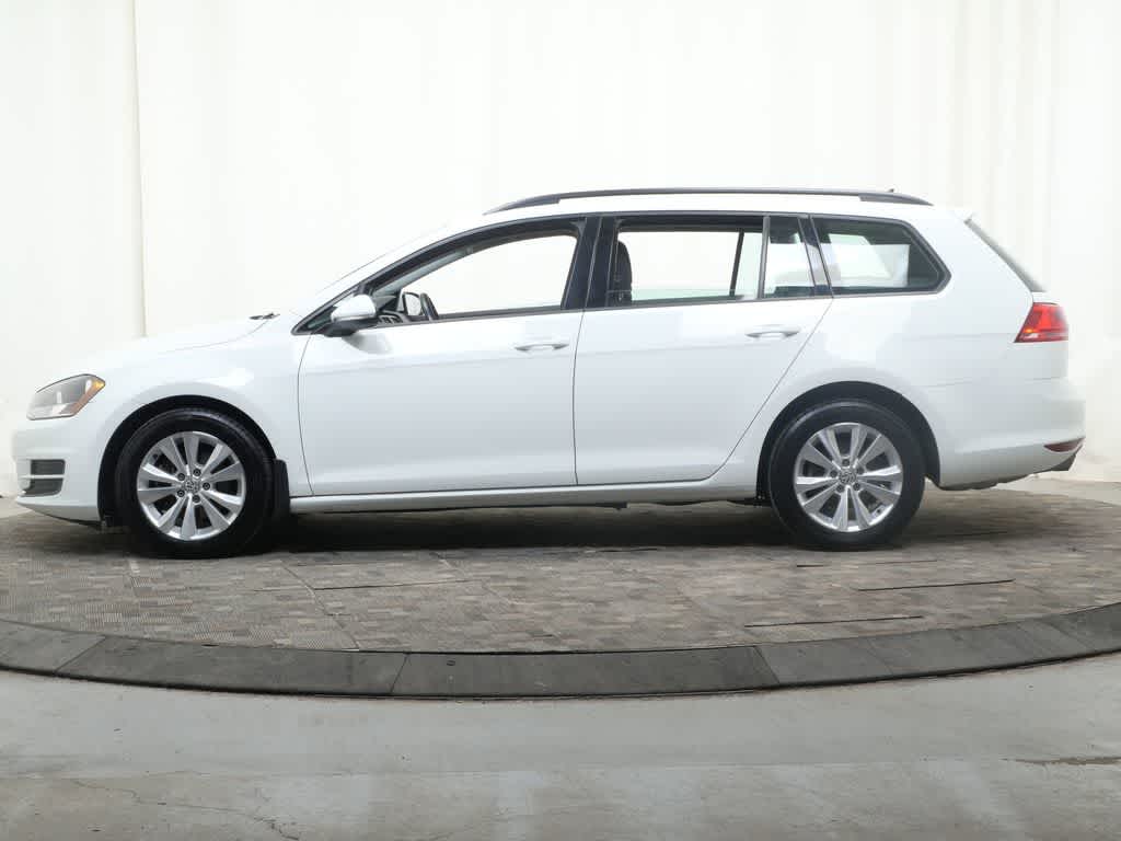 Thumbnail: 2017 Volkswagen e-Golf - 2