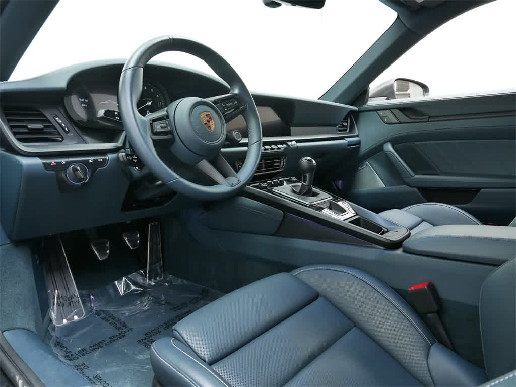 Thumbnail: 2023 Porsche 911 - 4