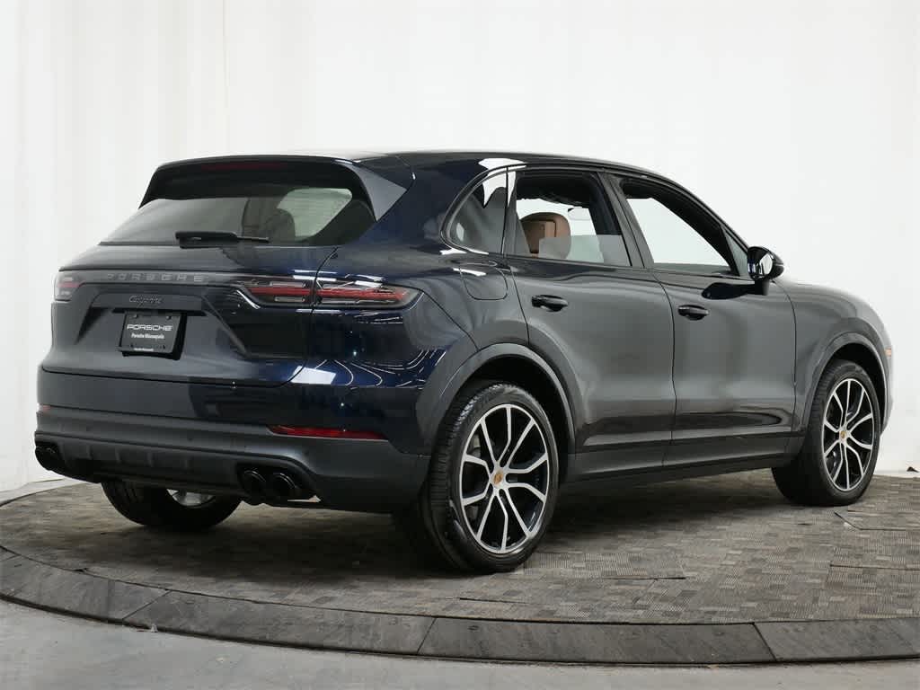 Thumbnail: 2023 Porsche Cayenne - 7