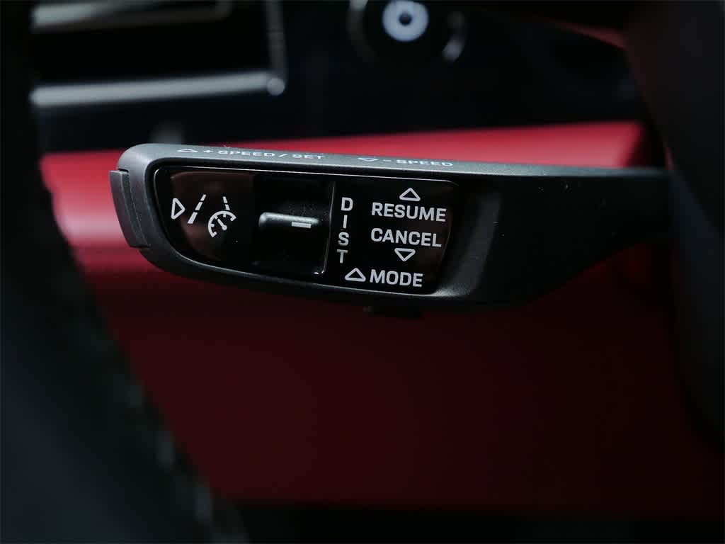 Thumbnail: 2021 Porsche Taycan - 21