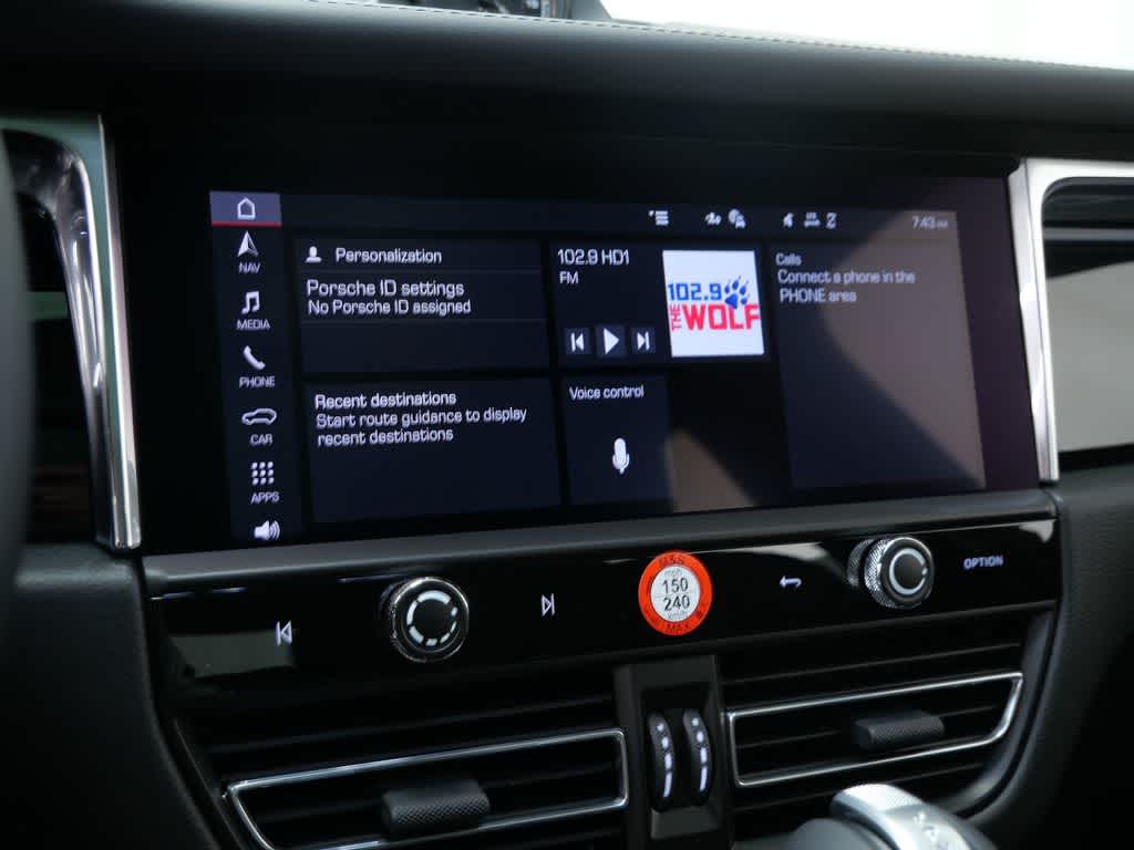 Thumbnail: 2026 Porsche Macan - 18