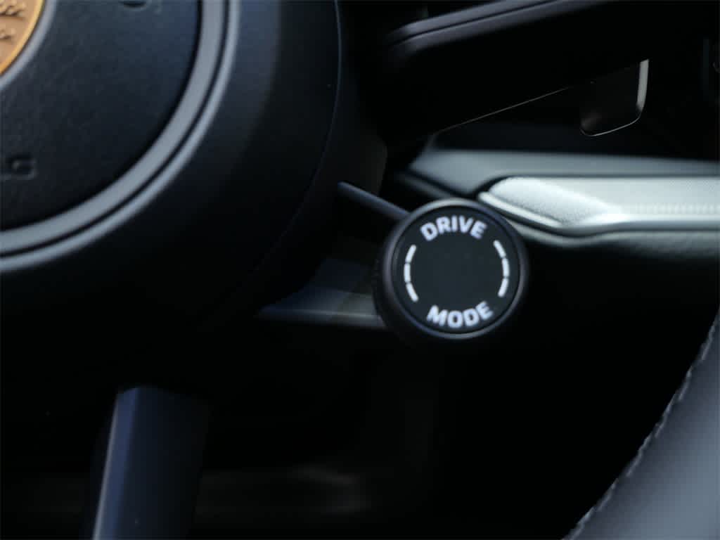 Thumbnail: 2026 Porsche Cayenne - 19