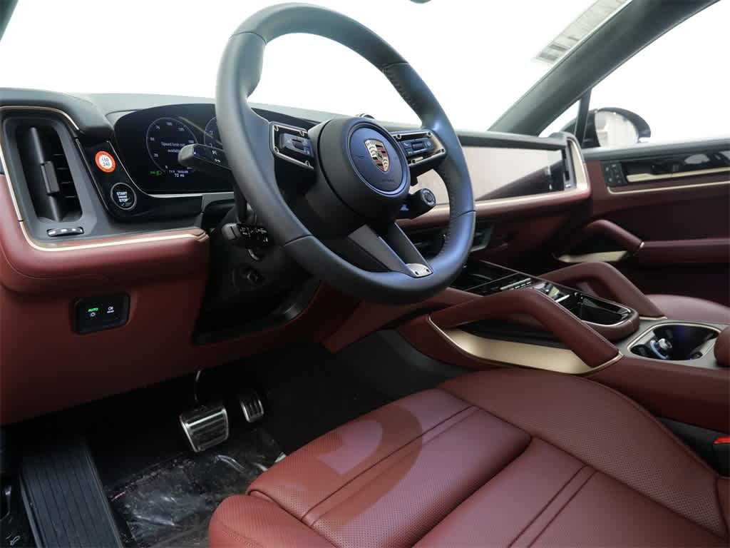 Thumbnail: 2025 Porsche Cayenne - 4