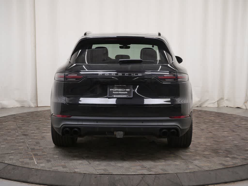 Thumbnail: 2023 Porsche Cayenne - 6