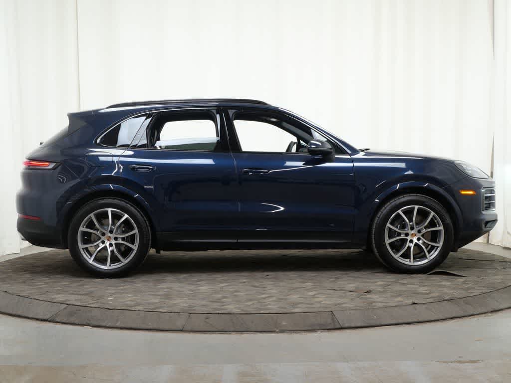 Thumbnail: 2026 Porsche Cayenne - 8