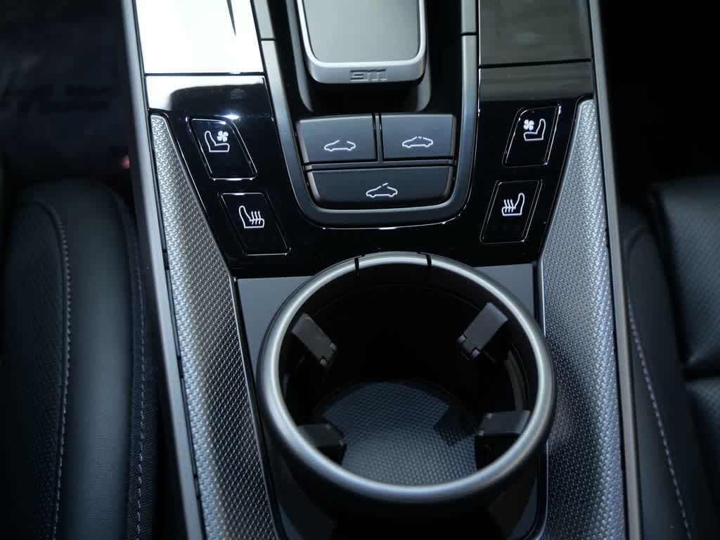 Thumbnail: 2026 Porsche 911 - 20