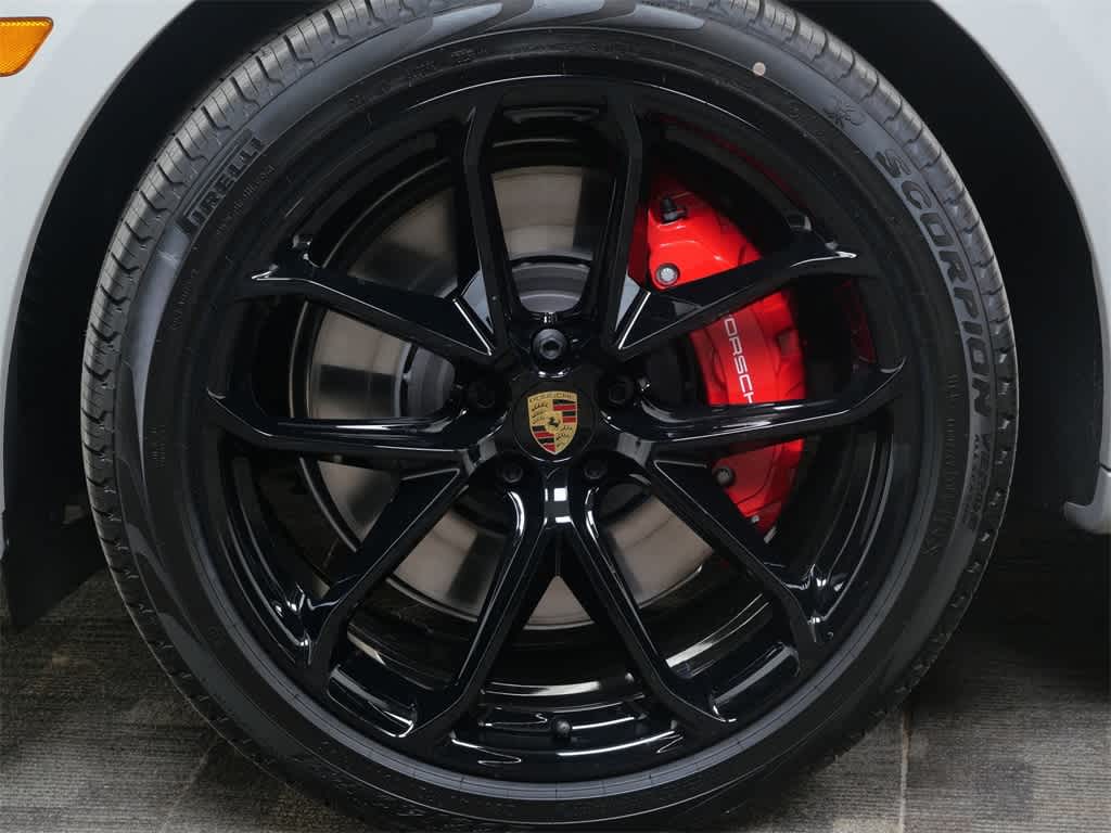 Thumbnail: 2026 Porsche Macan - 11