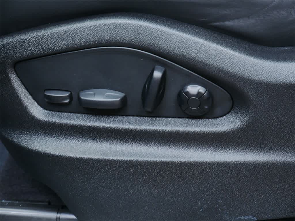 Thumbnail: 2023 Porsche Cayenne - 12