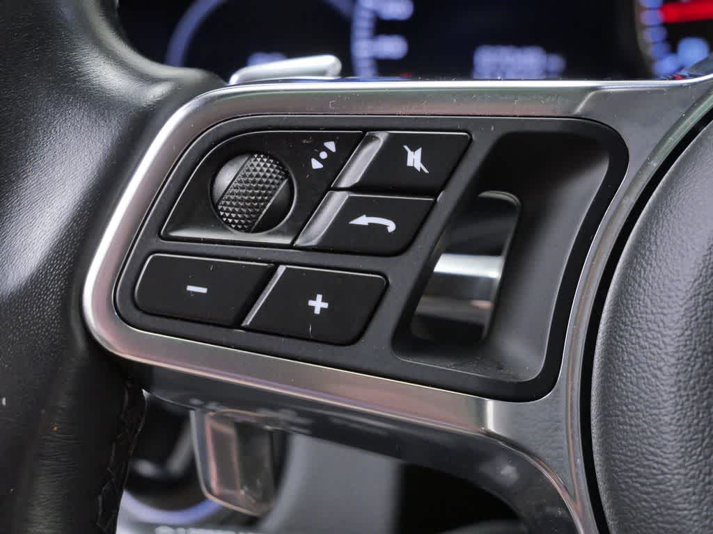 Thumbnail: 2019 Porsche Cayenne - 19