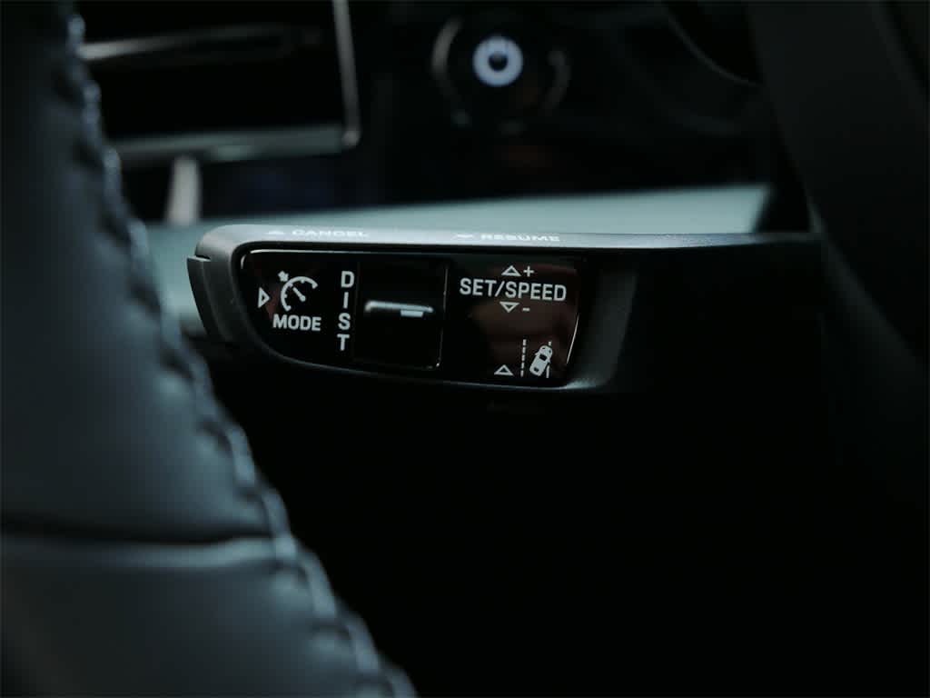 Thumbnail: 2026 Porsche Taycan - 25