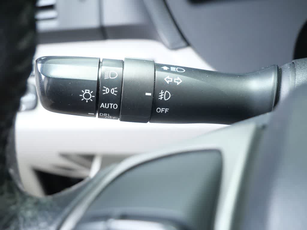 Thumbnail: 2015 Toyota Venza - 27