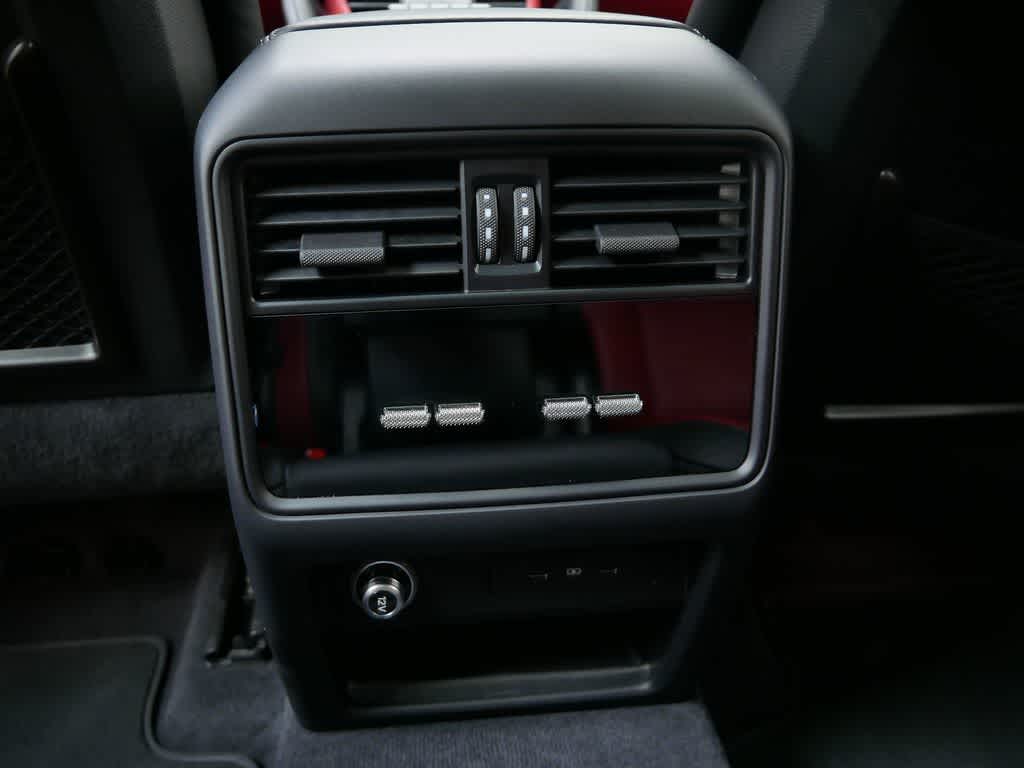 Thumbnail: 2025 Porsche Cayenne - 15