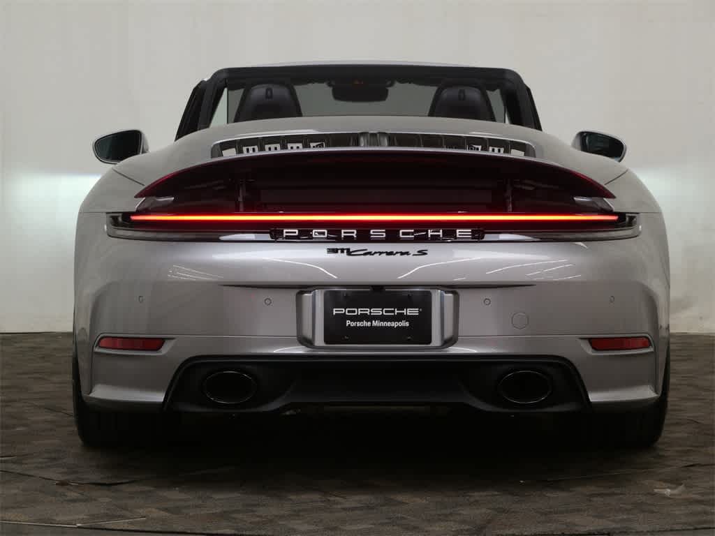 Thumbnail: 2026 Porsche 911 - 6