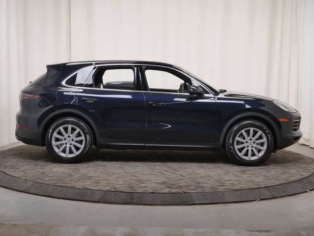 Thumbnail: 2023 Porsche Cayenne - 8