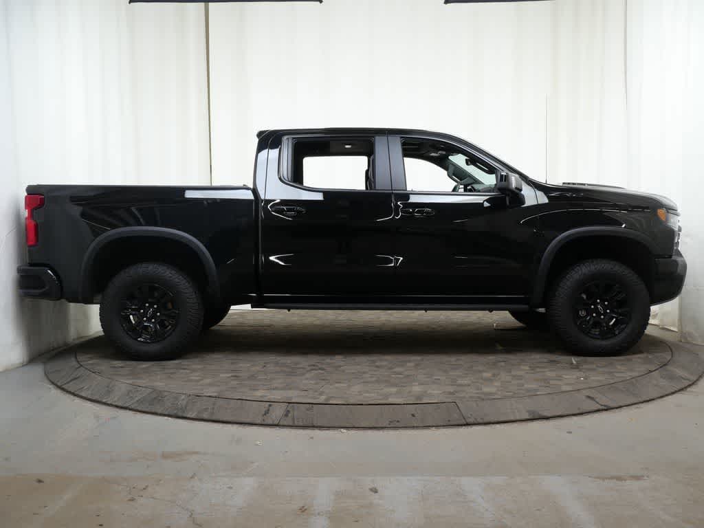 Thumbnail: 2023 Chevrolet Silverado 1500 - 8