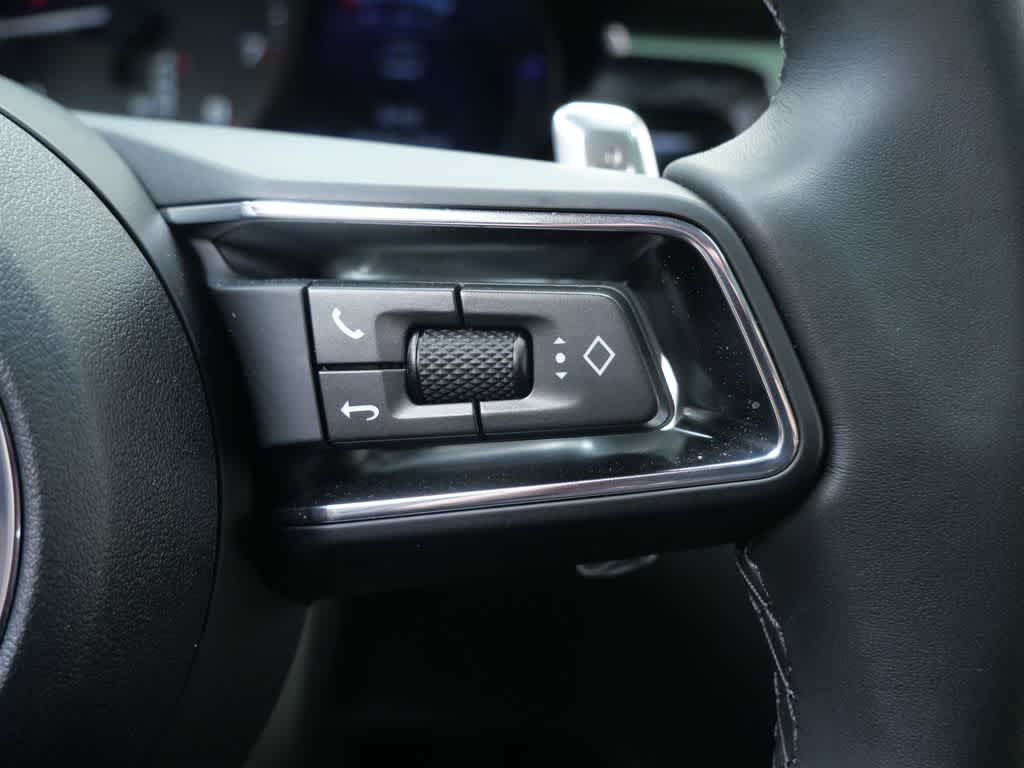 Thumbnail: 2026 Porsche Macan - 23