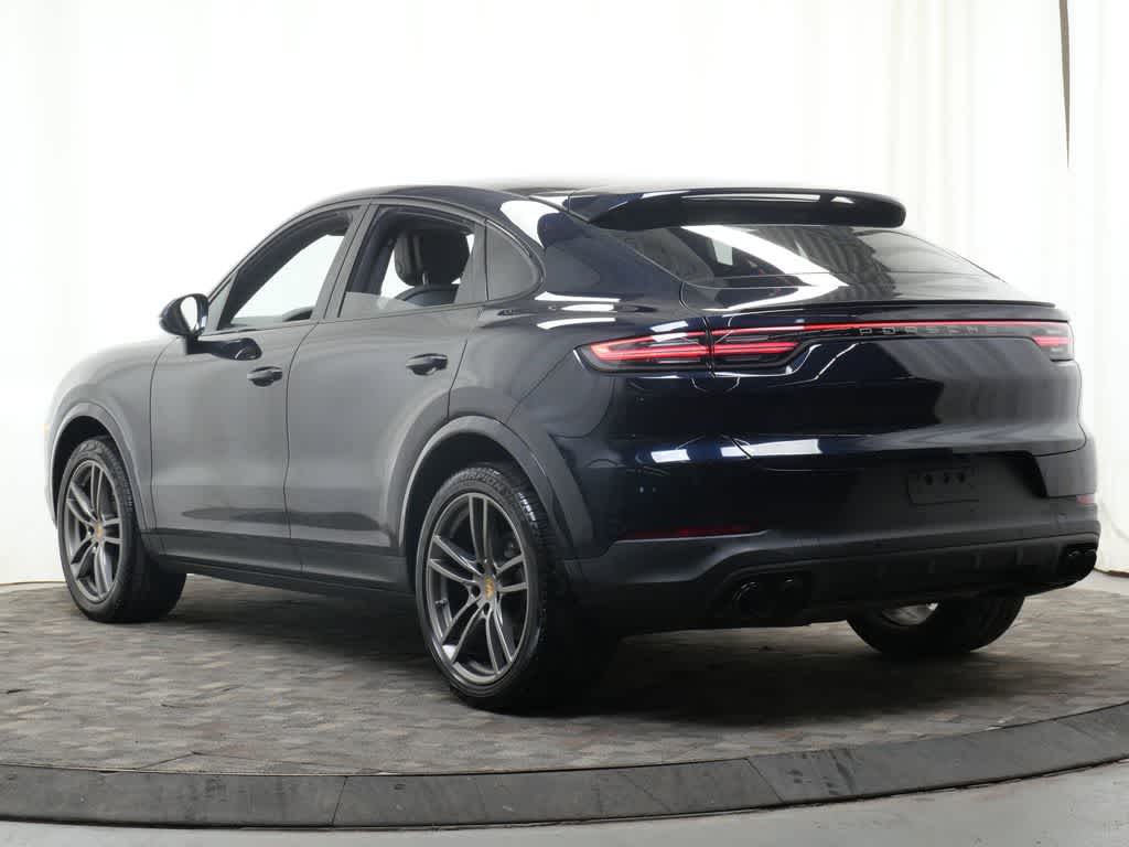 Thumbnail: 2022 Porsche Cayenne - 3