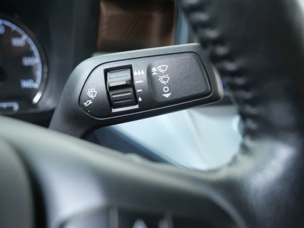 Thumbnail: 2022 Ford Maverick - 20