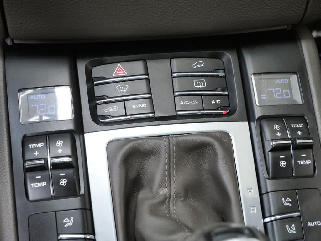 Thumbnail: 2018 Porsche Macan - 22