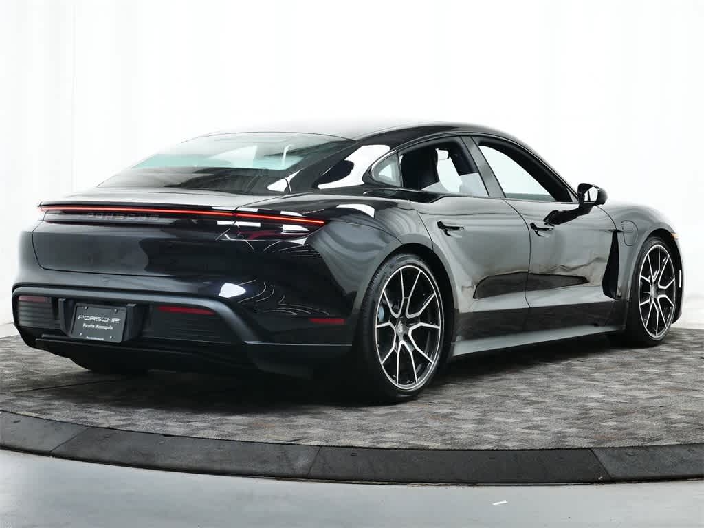 Thumbnail: 2025 Porsche Taycan - 7