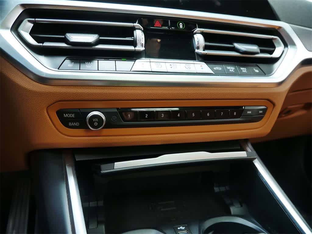 Thumbnail: 2021 BMW 3 Series - 23