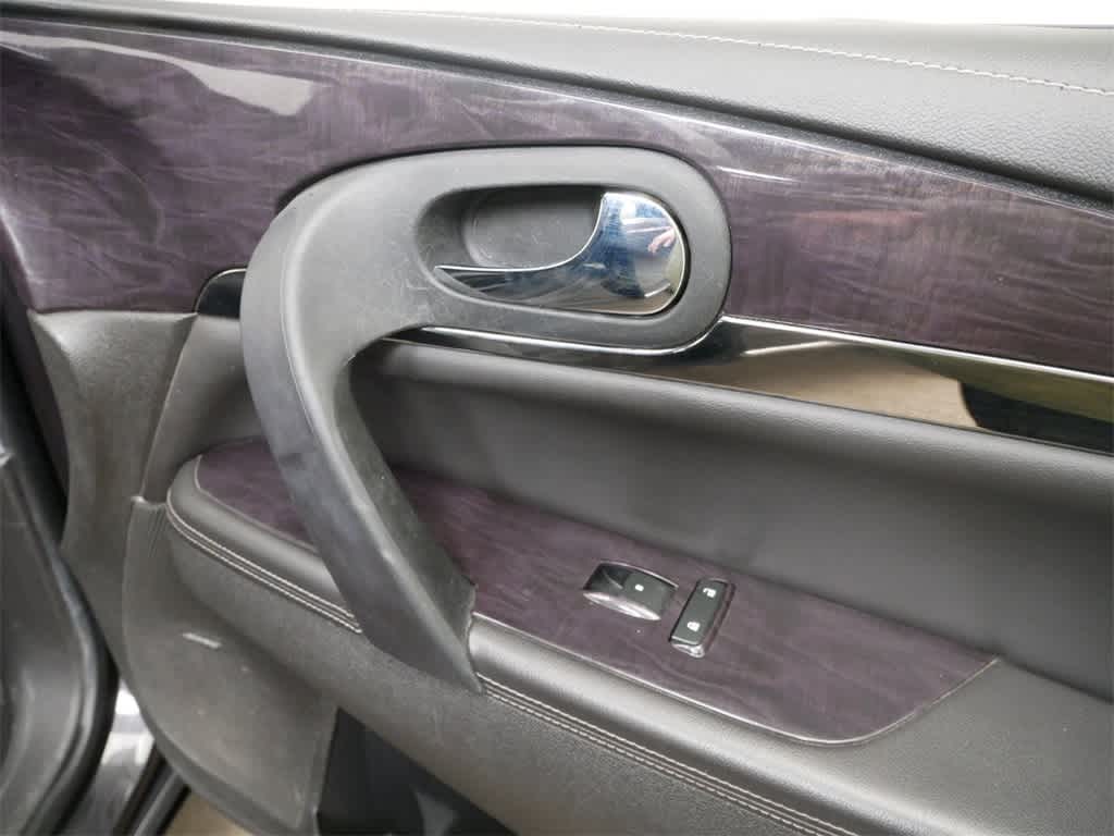 2017 Buick Enclave Leather Group 29