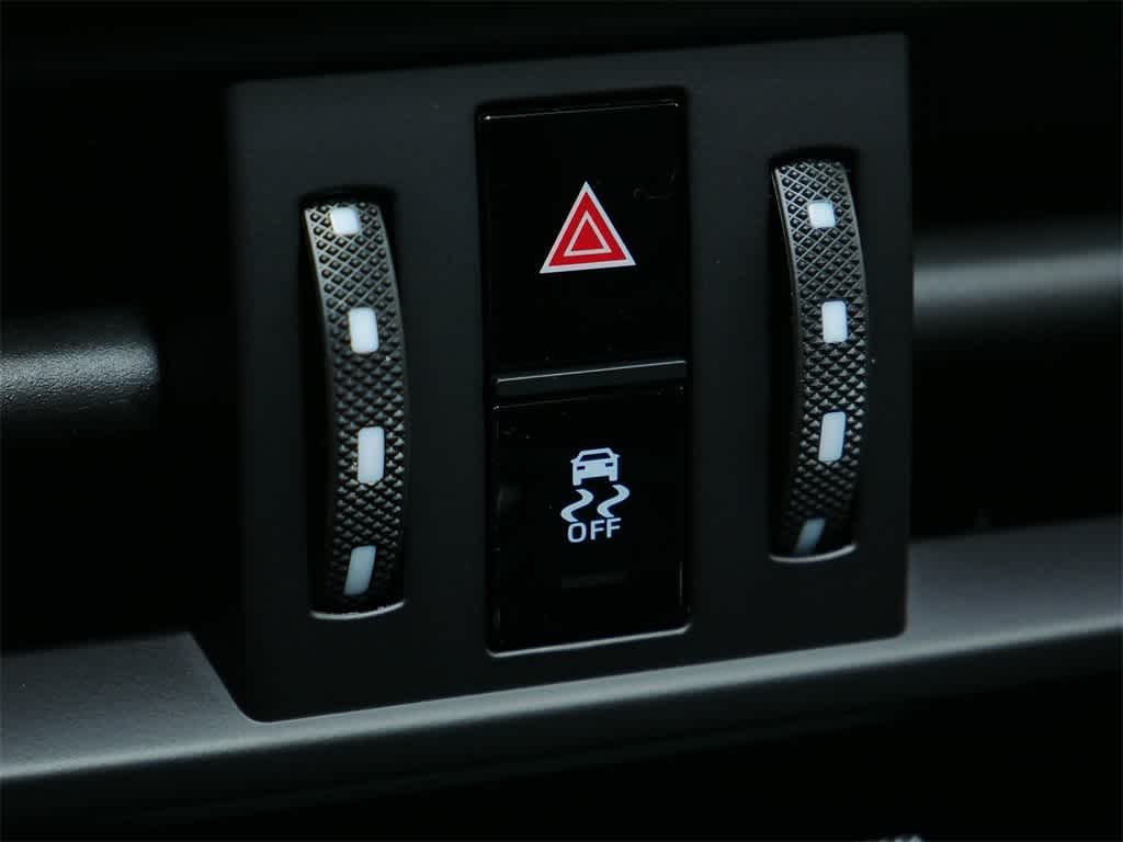 Thumbnail: 2025 Porsche Cayenne - 27