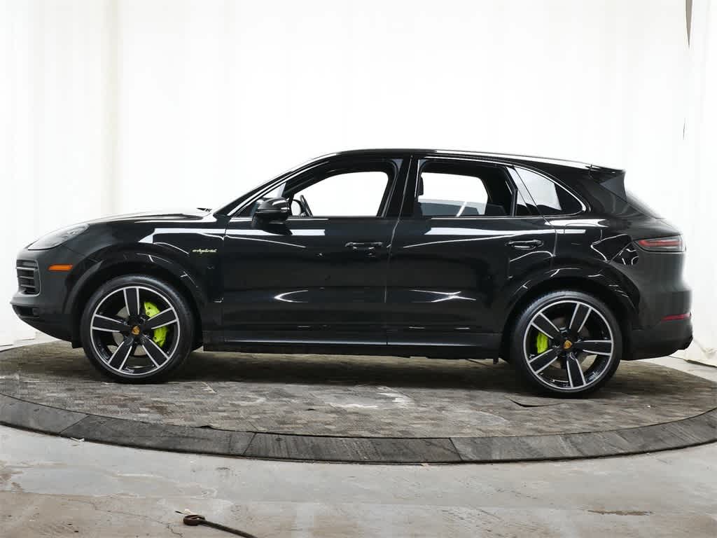 Thumbnail: 2023 Porsche Cayenne - 2