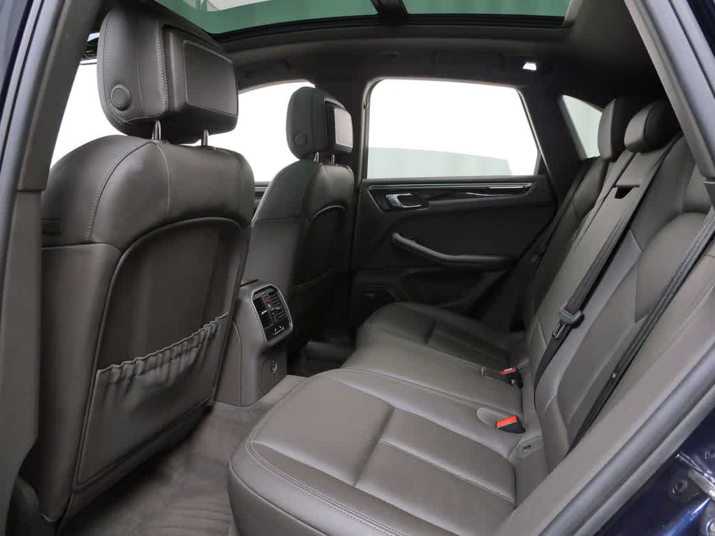 Thumbnail: 2018 Porsche Macan - 14