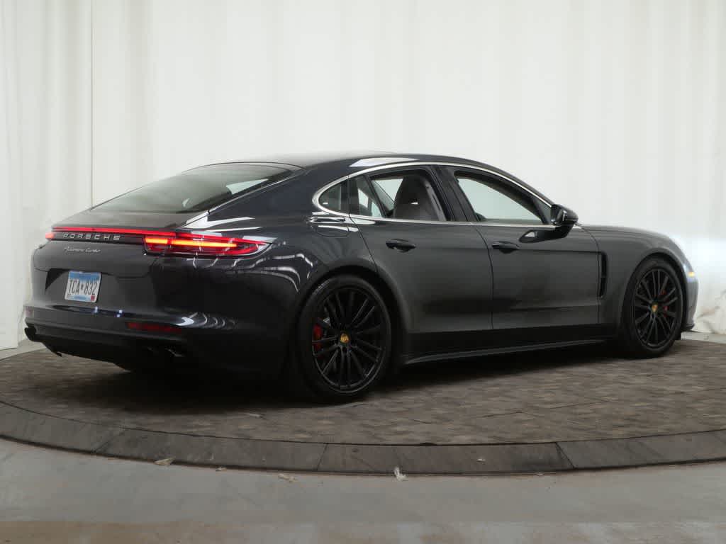 Thumbnail: 2017 Porsche Panamera - 7