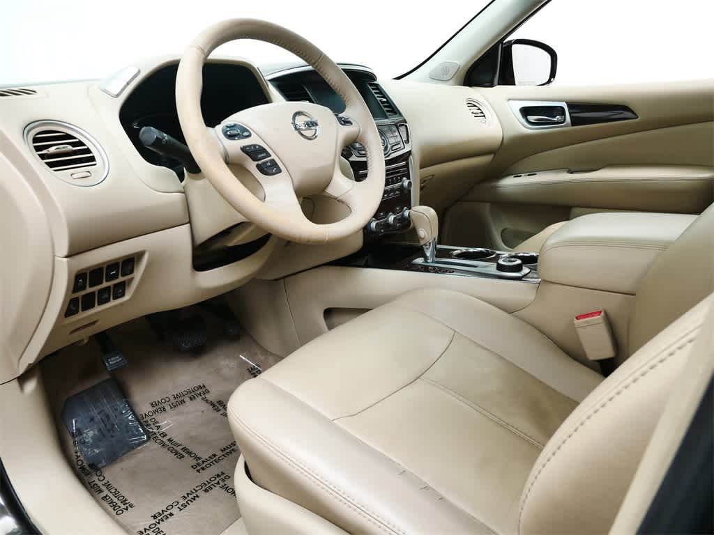 Thumbnail: 2015 Nissan Pathfinder - 4