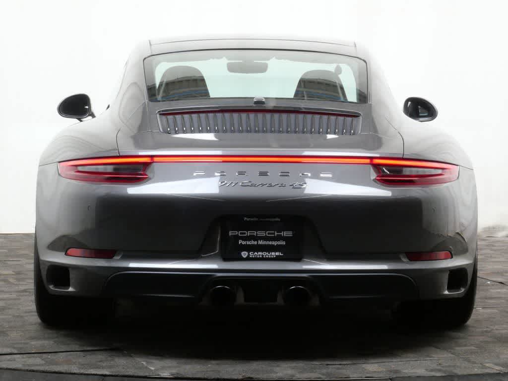 Thumbnail: 2019 Porsche 911 - 6