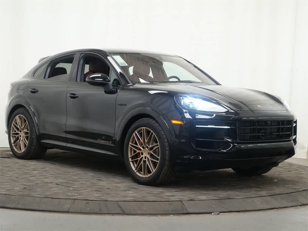 Thumbnail: 2025 Porsche Cayenne - 9